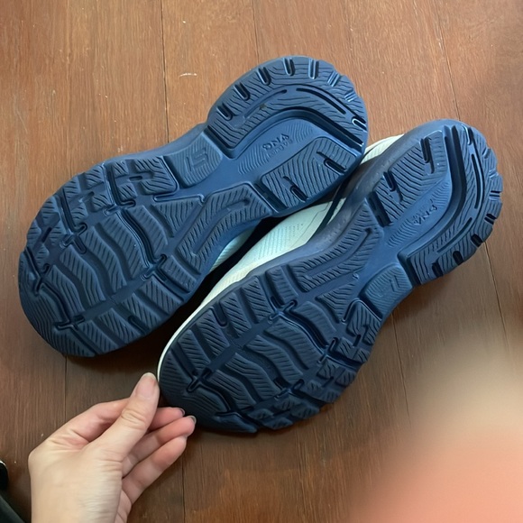 Brooks ghost 15 size 7 - Picture 4 of 5